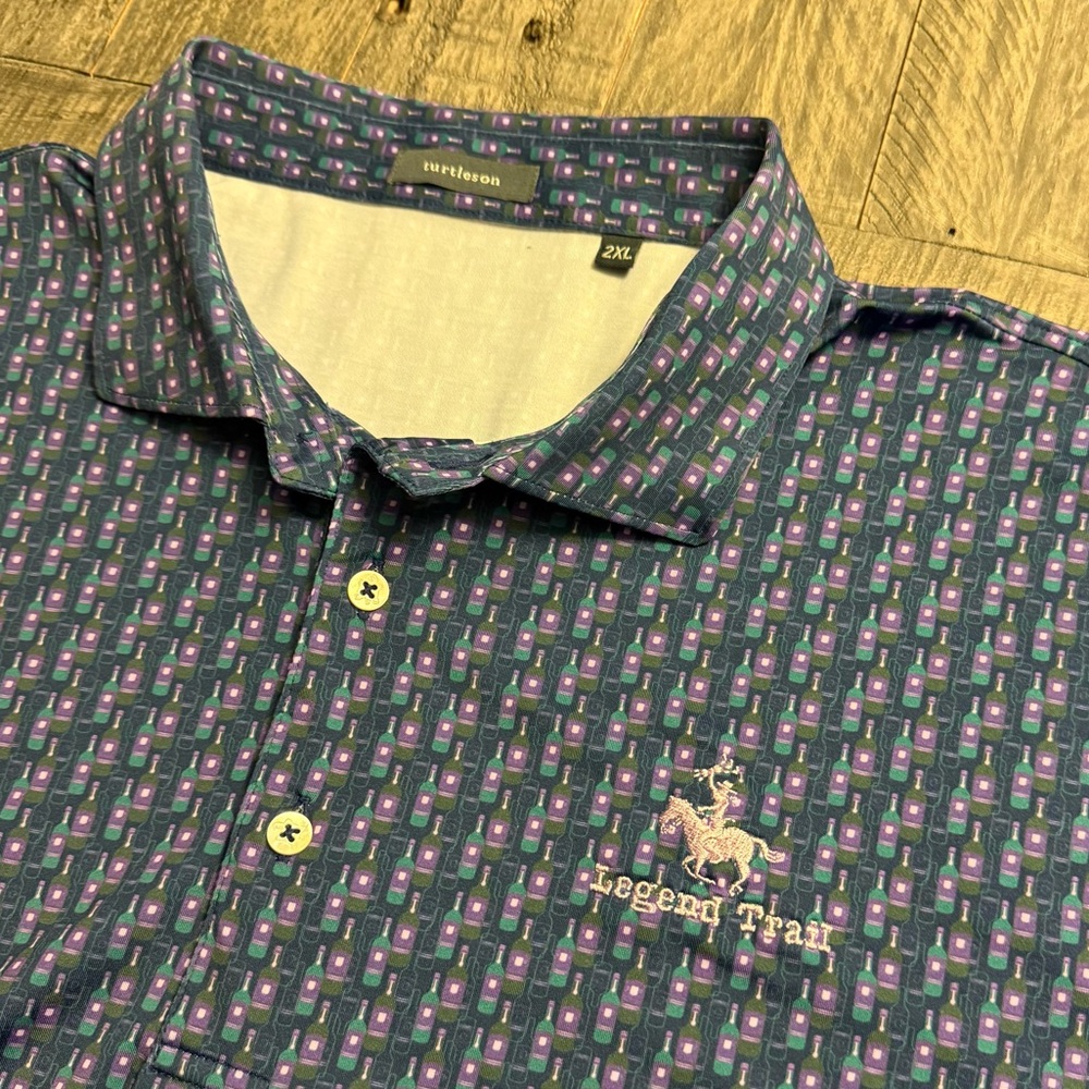 Turtleson Golf Men’s Polo Bottle Print‎ Legacy Trail Golf Size 2XL